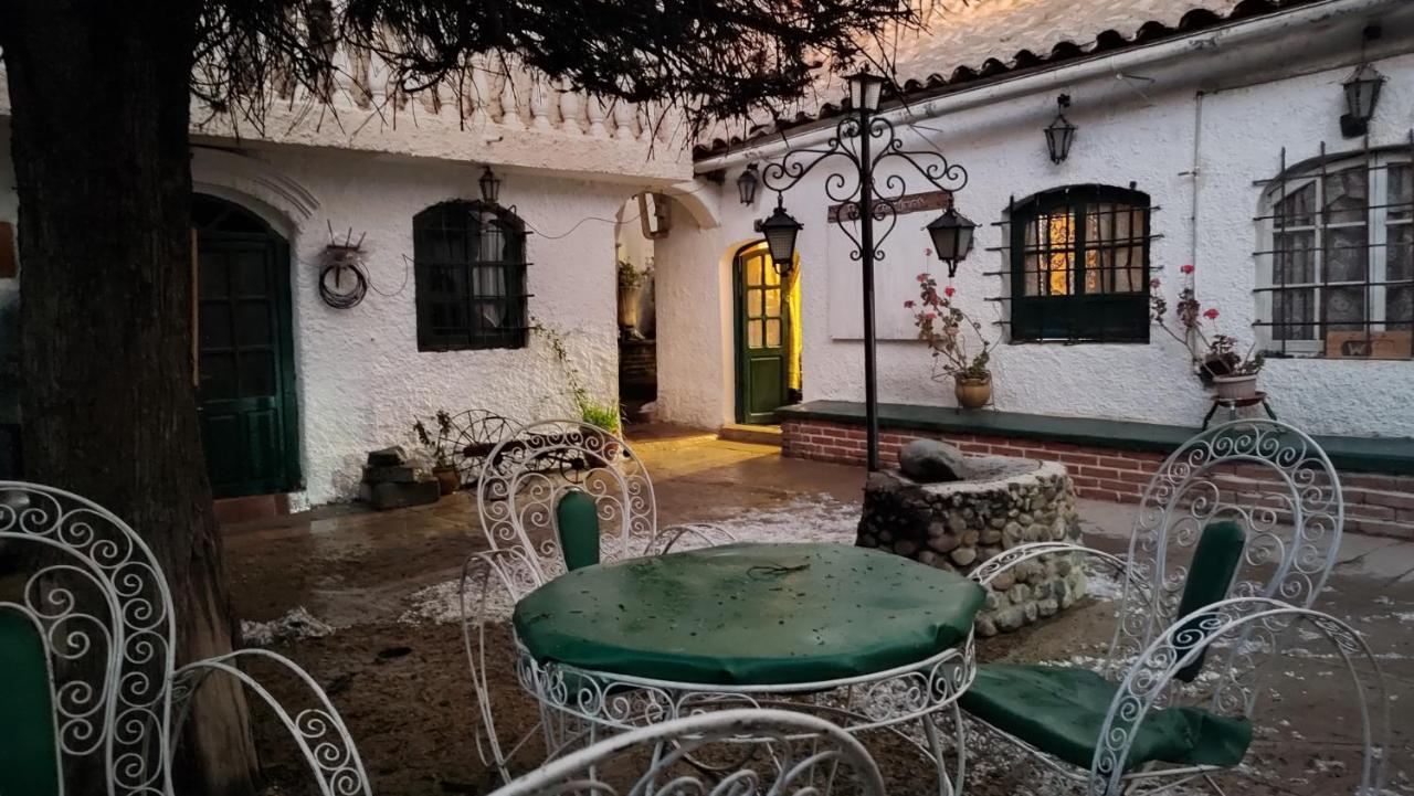 ホテル Casa De Huespedes Maria Victoria Potosí エクステリア 写真